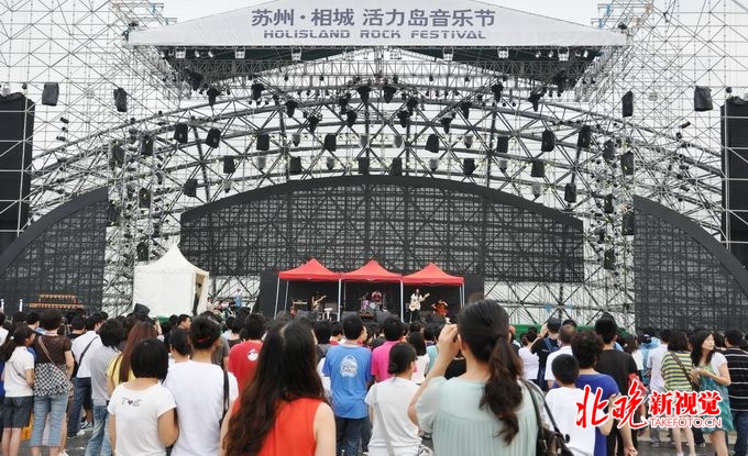 人工島荒廢10年 昔日規劃繁華商圈如今變名副其實“鬼城”