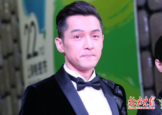 胡歌發文感謝支持 獲粉絲和圈內好友力挺破“替身風波”