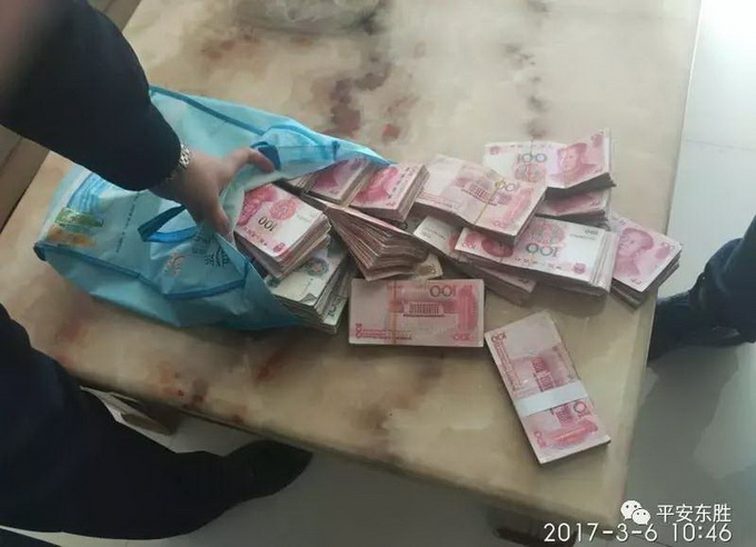 17萬錯當垃圾丟掉 正能量滿滿！拾荒老人如數送回