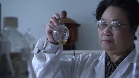 青蒿素獲獎引為中醫引來圍觀 卻并非雙贏