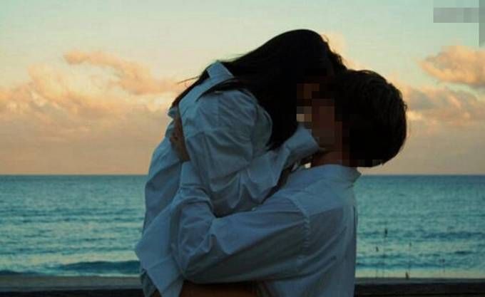 親熱吻破女友耳膜 熱戀情侶情到濃時咬耳惹禍險變聾