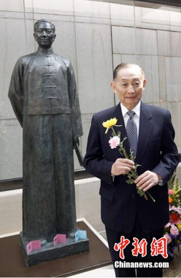 著名京劇大師梅葆玖上午病逝