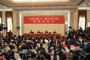2017年全國(guó)兩會(huì)首場(chǎng)新聞發(fā)布會(huì)：聚焦藥價(jià)虛高和醫(yī)保支付