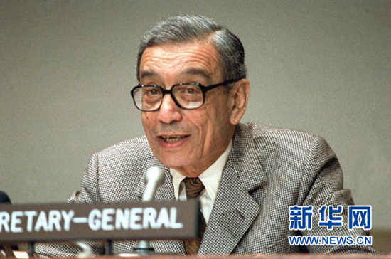 這是聯(lián)合國前秘書長加利1992年的資料照片。 新華社發(fā)