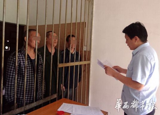 2歲男孩被“敬”二兩白酒后死亡(圖)