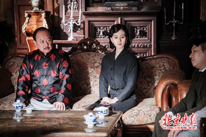 劉詩詩推助理行李 私下一點明星架子也沒有實力圈粉