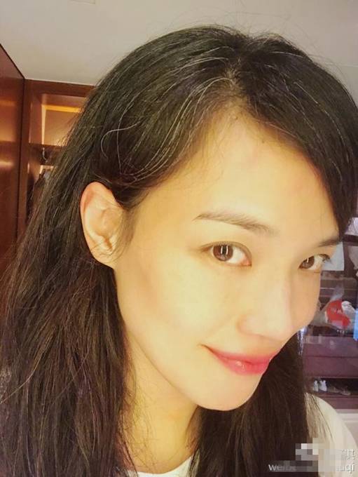 舒淇自拍白發明顯 網友：姐太智慧了 41歲長白發確實有點早