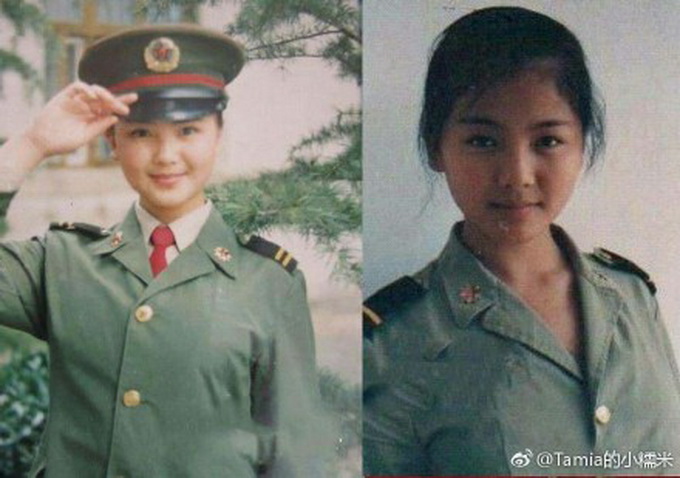 劉濤曬青澀軍裝照 感慨三年文藝兵生活“時間都留在了記憶里”