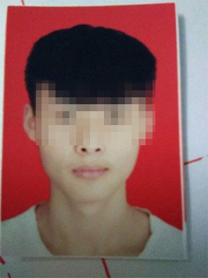 高二男生墜樓后不治身亡 墜樓前曾與老師發生爭執