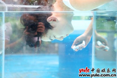 《24小時》第九期吳磊活力少年上線 網友：真拼命三石