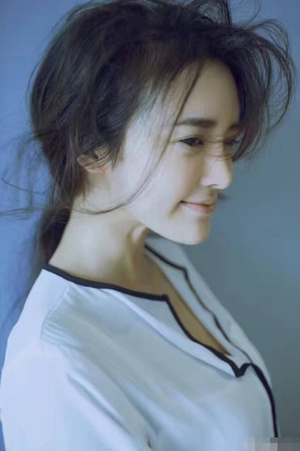 網(wǎng)曝陳思誠(chéng)美國(guó)約會(huì)"小三門"女主 吃飯互叫寶寶